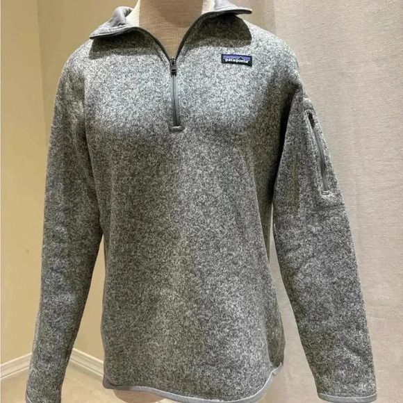 Patagonia  women’s large gray half zip pullover barely wirn - Picture 1 of 7